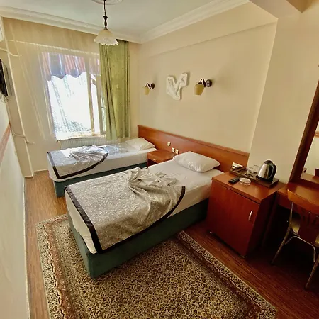 Hotel Kadikoy Kervansaray 2*