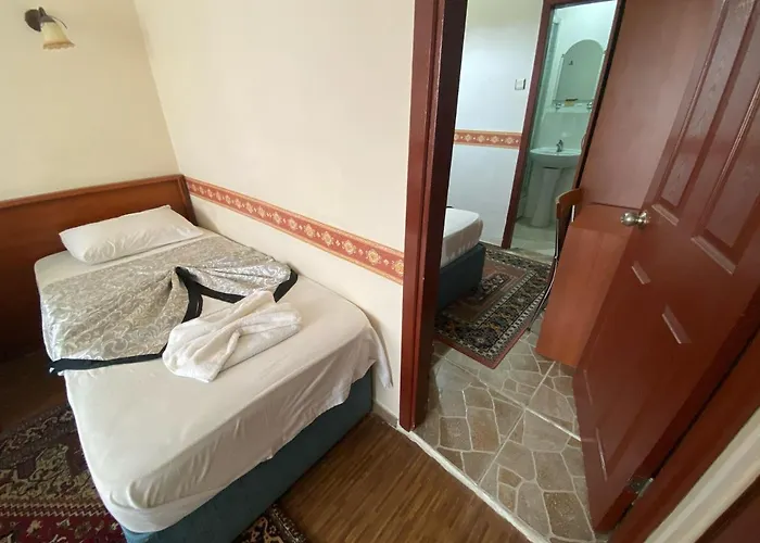 Hotel Kadikoy Kervansaray 2*
