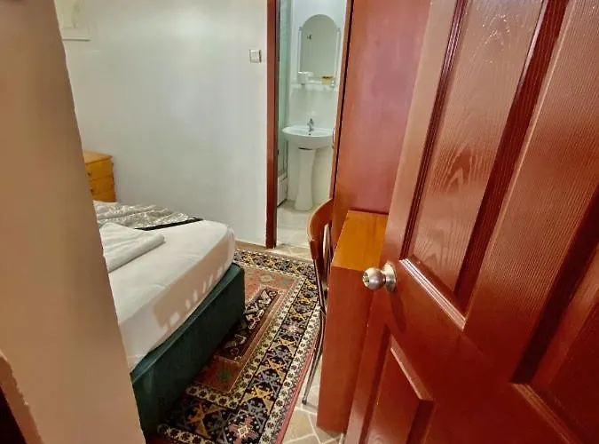 Hotel Kadikoy Kervansaray 2*