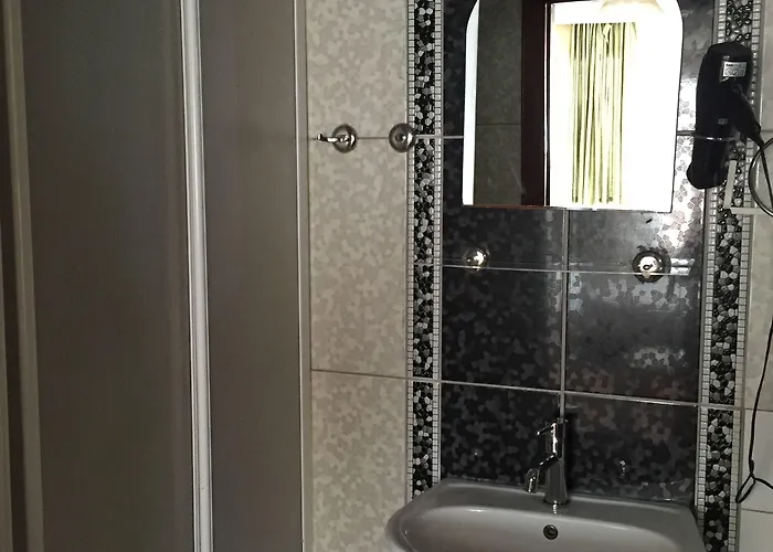 Hotel Kadikoy Kervansaray 2*