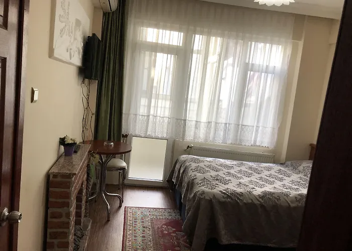 Kadikoy Kervansaray 2*