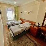 Kadikoy Kervansaray 2*